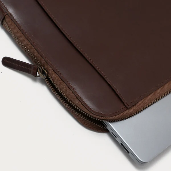 The Baxter Vintage Brown Leather Laptop Sleeve - Image 7