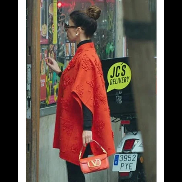 Elite S8 Maribel Verdú Red Floral Cape Coat 01