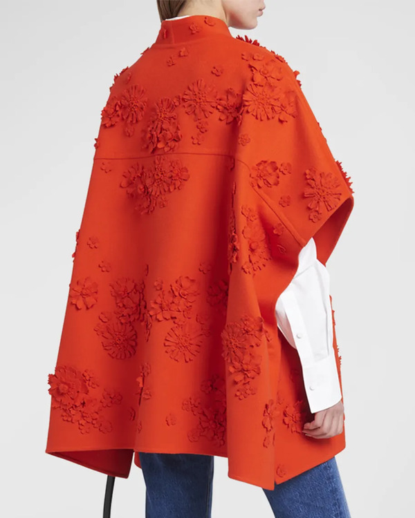 Elite S8 Maribel Verdú Red Floral Cape Coat 02
