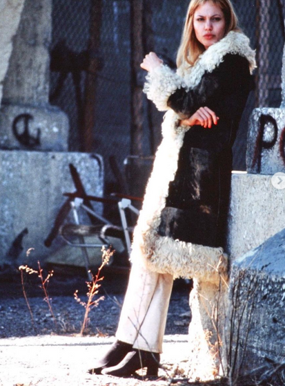 Lisa Rowe Brown Coat 03