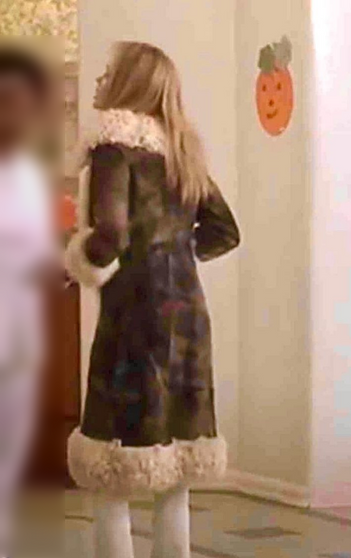 Lisa Rowe Brown Coat 04