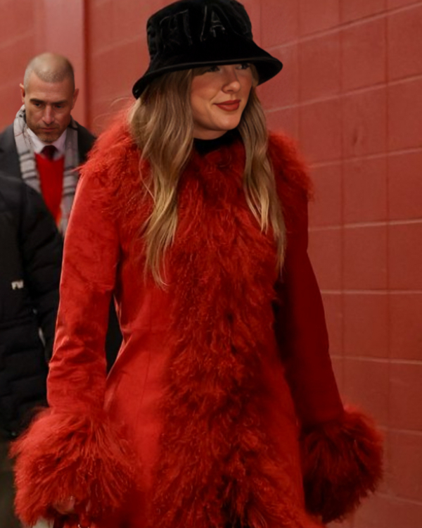 Taylor Swift Chiefs Game Red Fur Coat 04