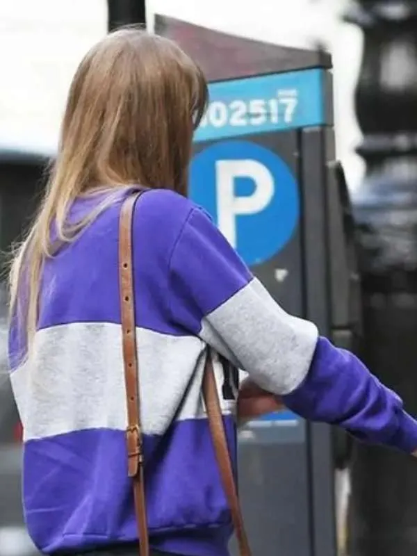 Taylor Swift NYU Sweatshirt 04