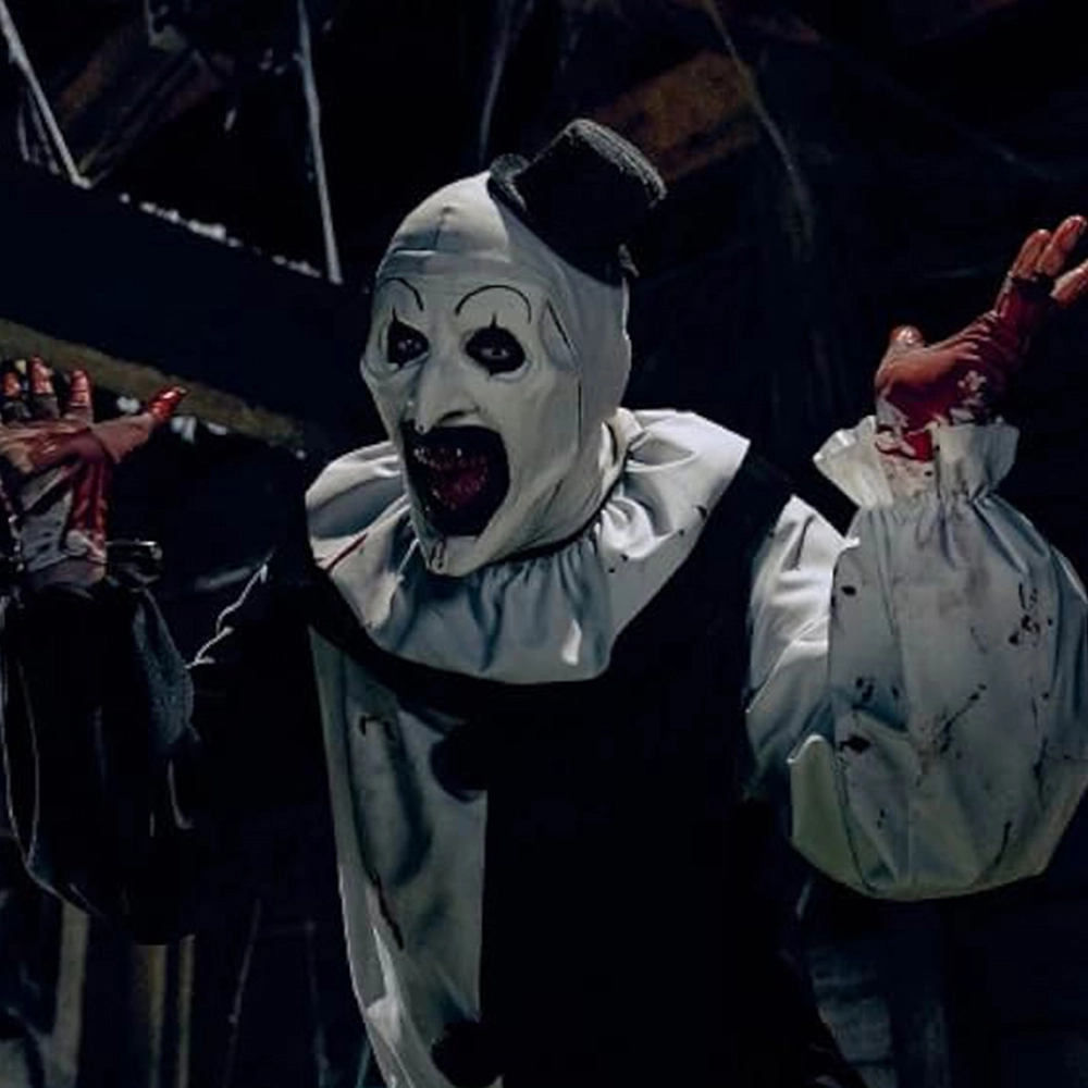 Art the Clown terrifier 3 costume 05