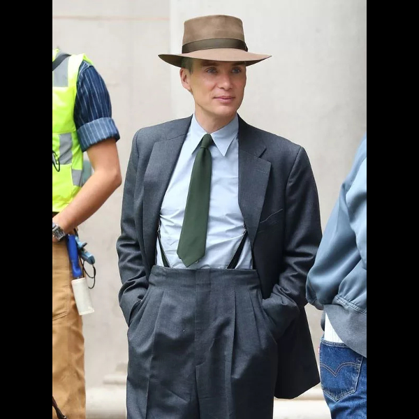 Cillian Murphy Oppenheimer Suit 01