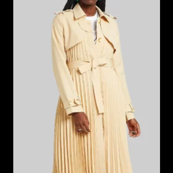 Mabel Mora Beige Coat from Only Murders in the Building01