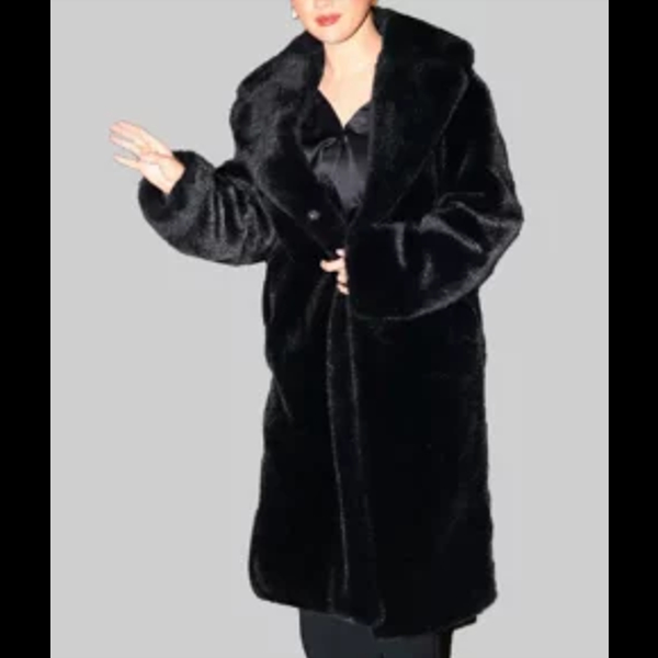 Selena Gomez Black Fur Coat from Only Murders in the Building 01
