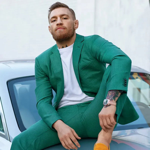 conor mcgregor green suit 01