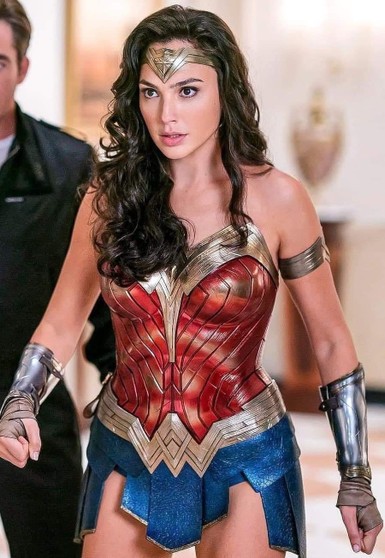 gal gadot wonder woman costume 02