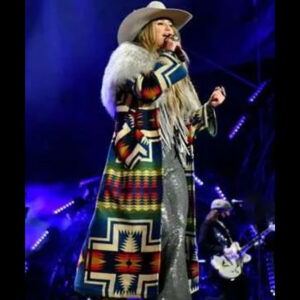 Lainey Wilson New Year’s Eve Long Trench Coat 01