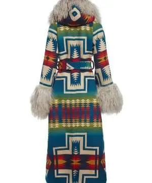 Lainey Wilson New Year’s Eve Long Trench Coat 04